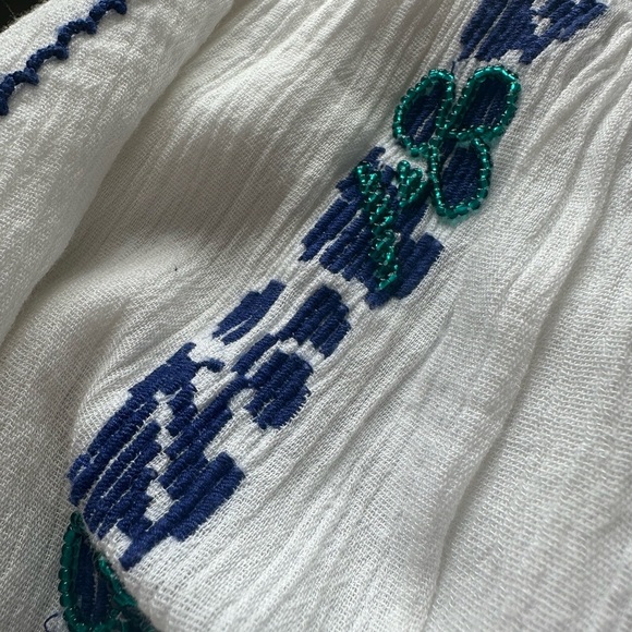 Tory Burch Alexandria embroidered beaded White Skirt with Blue Floral Accents M - Picture 4 of 7